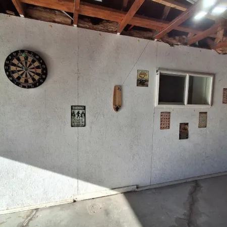 Cozy newly renovated home minutes from Sebewaing Harbor Marina to access bay.