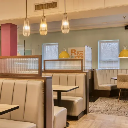 Premier Inn London Gatwick Airport (A23 Airport Way) Hotel