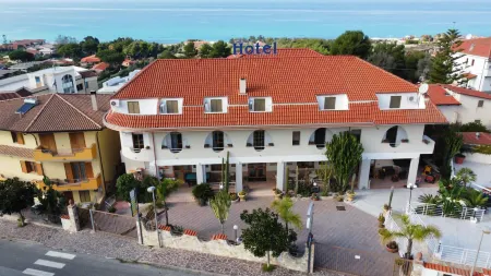 Hotel la Praia Отели в г. Costa dei Monaci
