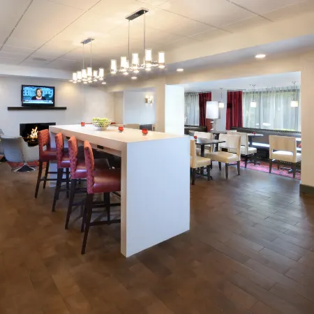 Hampton Inn Raleigh-Capital Blvd North
