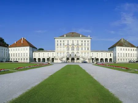 Ibis Muenchen Garching Отели рядом с достопримечательностью «Средний центр Гарчинг-Форшунга»