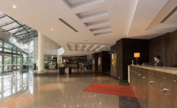 Holiday Inn Abu Dhabi