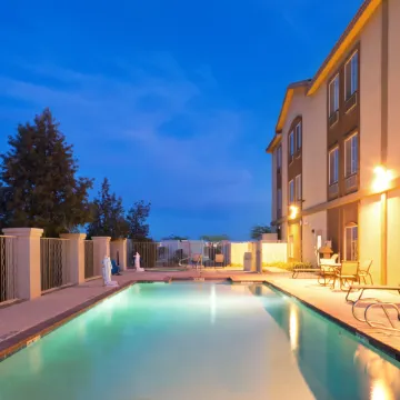 Holiday Inn Express & Suites CASA GRANDE by IHG