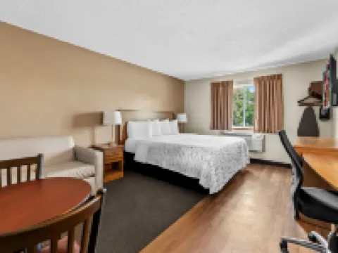 Red Roof Plus+ & Suites Malone Hotels in Malone