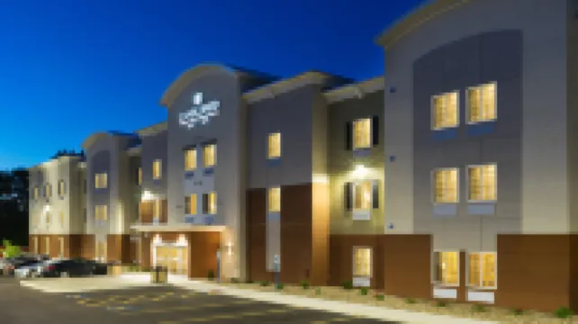 Candlewood Suites GROVE CITY - OUTLET CENTER by IHG Hoteles en Municipio de Springfield
