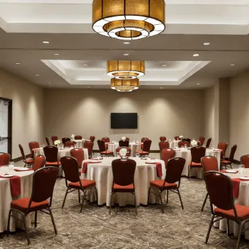 Hilton Garden Inn Charlotte/SouthPark Отели в г. Шарлотт