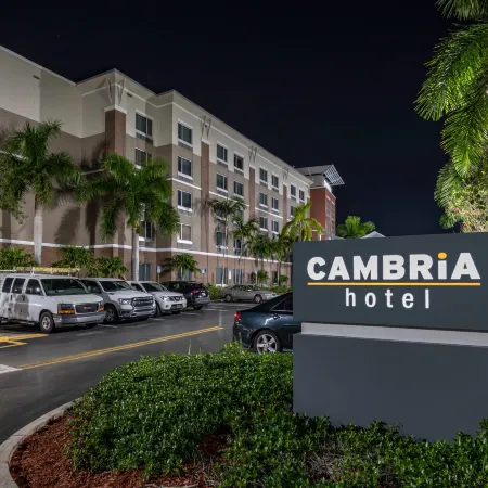 Cambria Hotel Ft Lauderdale, Airport South & Cruise Port