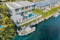 Perla Blanca 4 Bed 5 Bath kayaks pool boat dock