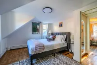 5BD/2BA Cabin-Style Home in the Heart of Norwich, Close to Casinos