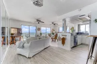 OCEANFRONT 5⭐3BR/2BA/6BED_Heated Pool_180 View Patio_ Beach Gear