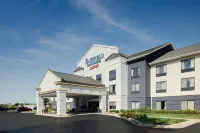 Fairfield Inn & Suites by Marriott Muskegon Norton Shores Отели рядом с достопримечательностью «Hoffmaster State Park»