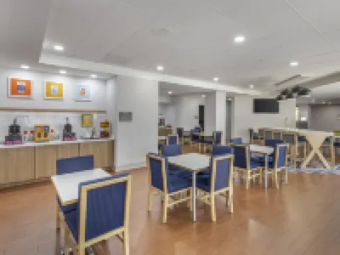 希爾頓歡朋飯店-紐伯恩 新伯爾尼住宿飯店