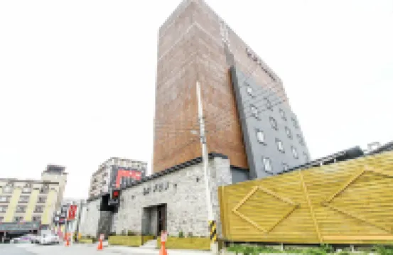 Yeosu 6&9 Hotels near Yeosu Airport