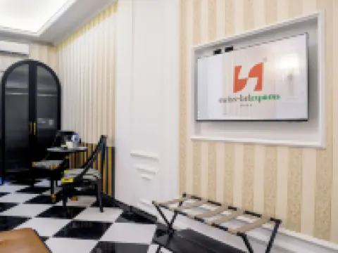 Swiss-Belexpress Palu Hotels in South Palu
