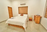 Ashtamudi Lake Villa by Voye Homes - Pet Friendly & Events Welcome - Kitchen