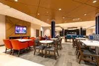 Holiday Inn Express & Suites Murfreesboro West by IHG - breakfast