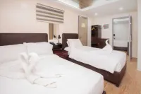 Emerald Island Hotel