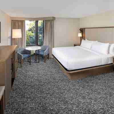 DoubleTree by Hilton Hotel Jackson Rooms