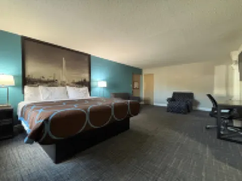 ซุปเปอร์ 8 บายวินด์แฮม เบลล์วิลล์ ย่านเซนต์หลุยส์ โรงแรมในSt. Clair County