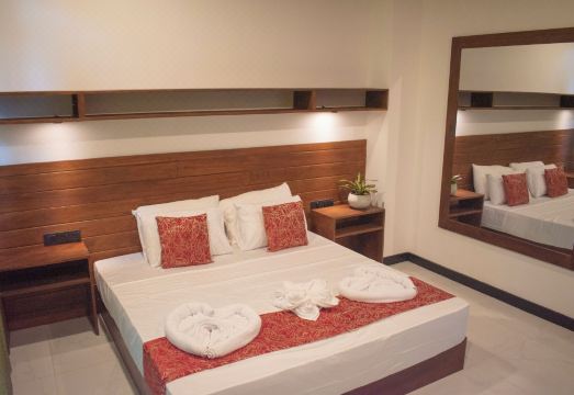 칼리자 달라웰라