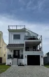 Plan your getaway in our brand new 5-bedroom home in welcoming Bethany Beach.