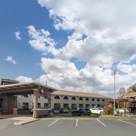 Best Western Plus Brookside Inn