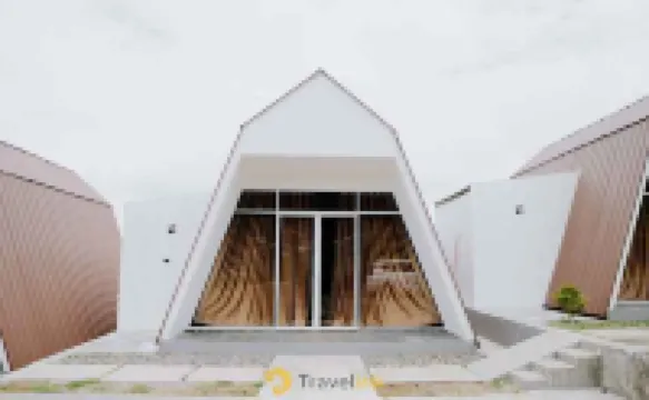 Dieng Khatulistiwa by Travelink