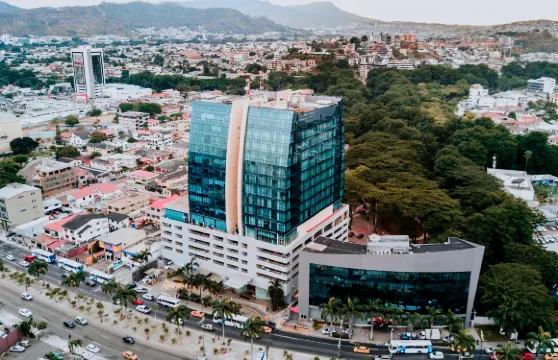 瓜亞基爾萬怡酒店