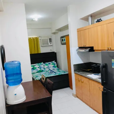 Tranquil Studio Retreat with Shared Pool in Davao City
