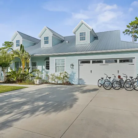 5BR Retreat Pool Opt Heated Spa Bikes Views