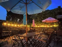 漁人客棧酒店 - 格林國王旅館 鄰近博熱提城堡的酒店