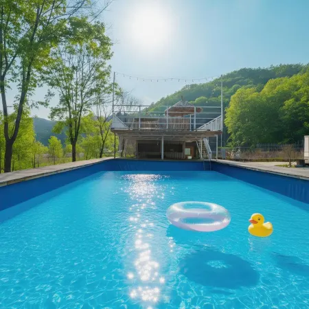 Gapyeong Yeoldudal Spapension&Camping Отели рядом с достопримечательностью «Храм Тэвонса»
