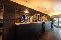 Springfield Hotel and Restaurant - bar