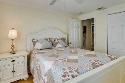 Cozy Westbrook Vacation Rental - Walk to Beach! - Wifi