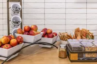 Staybridge Suites HALIFAX - DARTMOUTH by IHG - breakfast