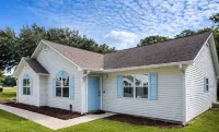 Egret's Cove-Free Beach Pass, Near Golfing and Marina, Walk to Restaurants! - 3-Star