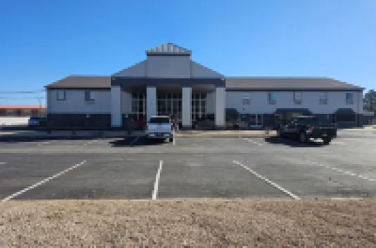 Super 8 by Wyndham Hobbs