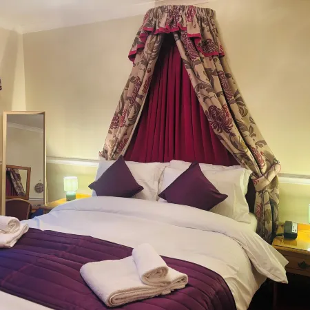 Little Silver Country Hotel