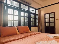 Thakhek Travel Lodge Hotels in Thakhek