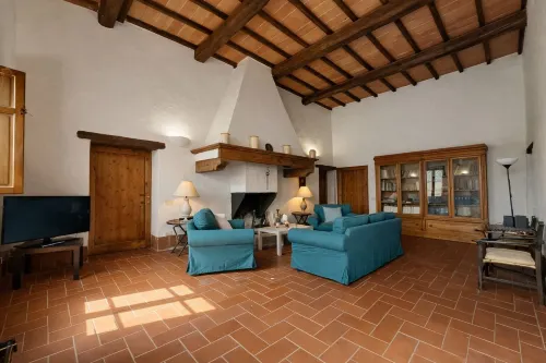 Fattoria Lornano Winery - 4-Star