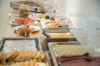 Hiona Holiday Hotel - breakfast