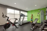 La Quinta Inn & Suites by Wyndham Fairfield - Napa Valley - Gym