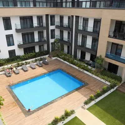 Peravi Suites at Embassy Gardens Hotel in zona Stadio El-Wak