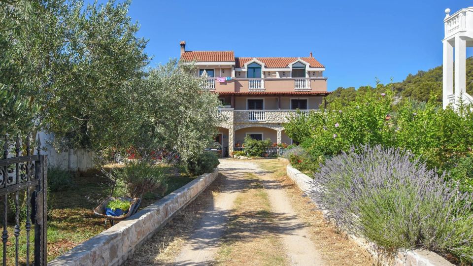 Apartments Studenac