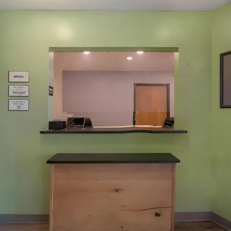 WoodSpring Suites Springdale