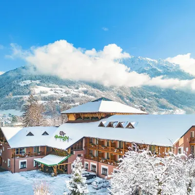 Geniesserhotel Montafoner Hof ザマンバーン周辺のホテル