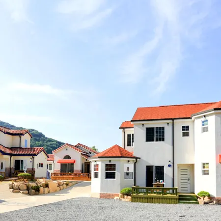 Cheongdo Pine Hill Pension