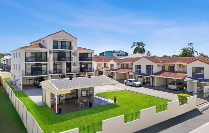Cityville Apartments & Motel