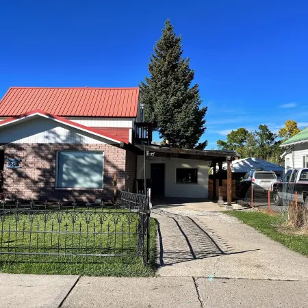 Enjoy your stay in Bozeman with this home in easy walking distance to downtown.