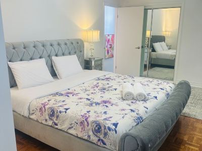 Cozy Modern 3BR With Free Parking Fast WiFi